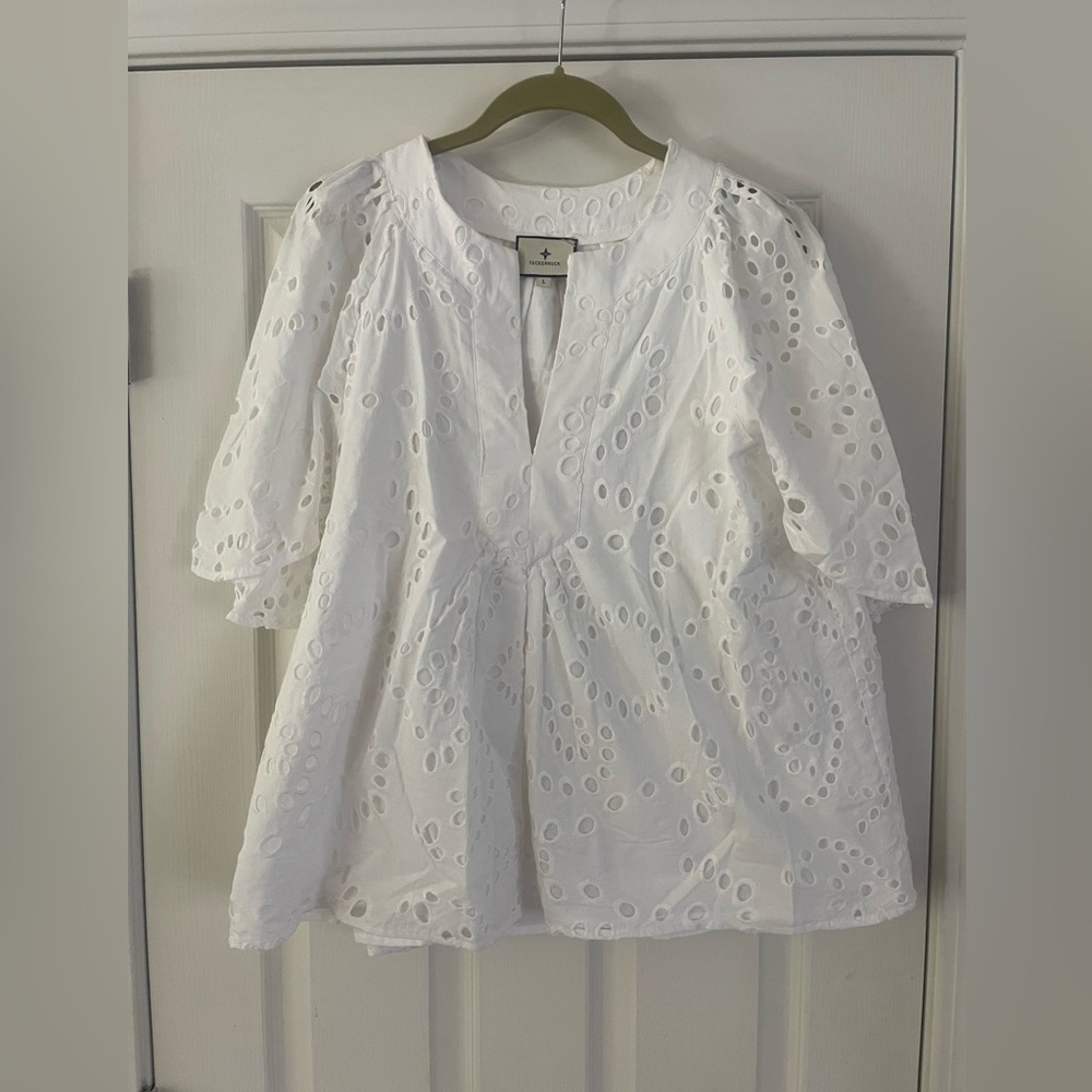 Tuckernuck White Eyelet Split-Neck Flutter Sleeve… - image 4